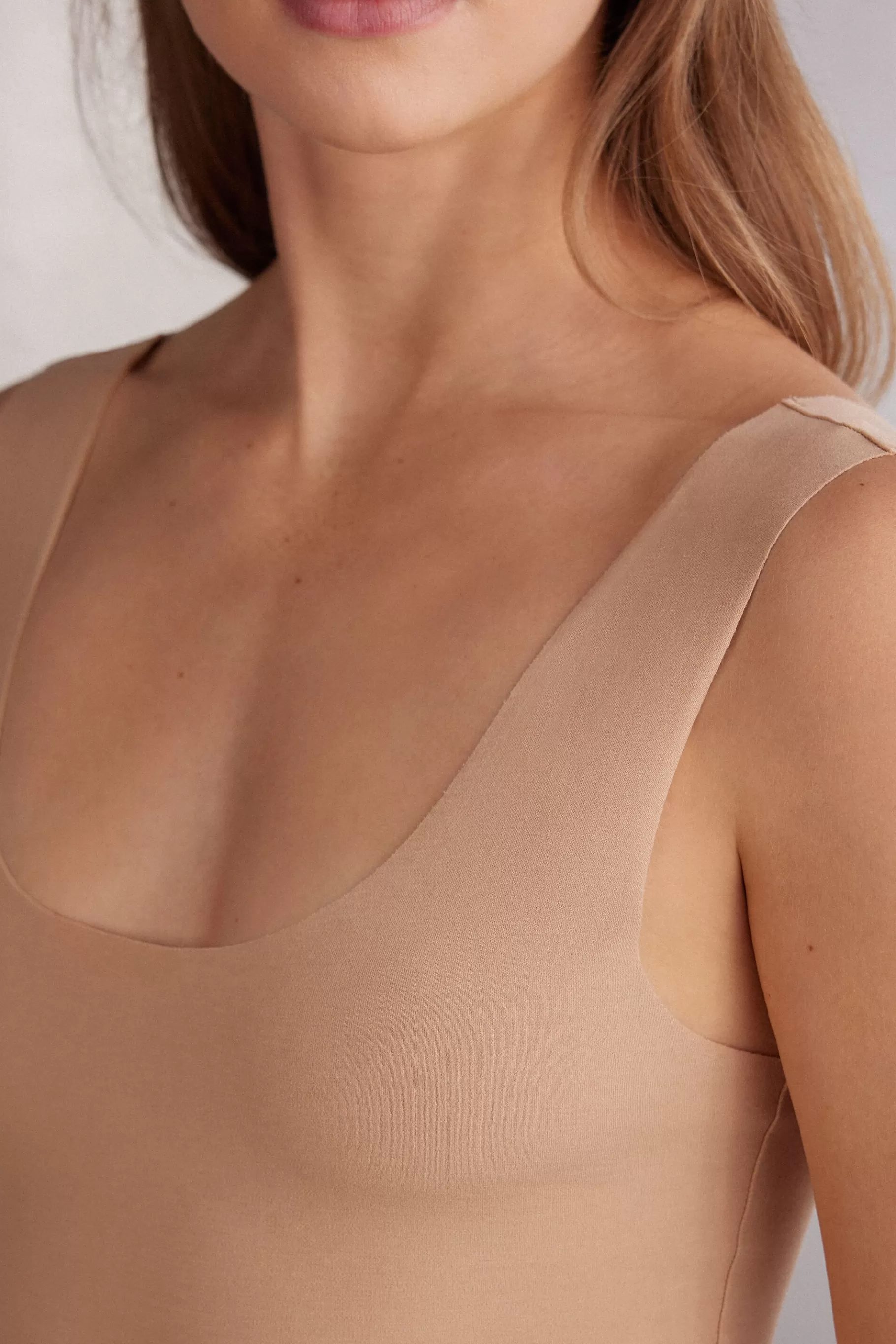Intimissimi Body | Body^Body i bomullsstretch med råskuren kant