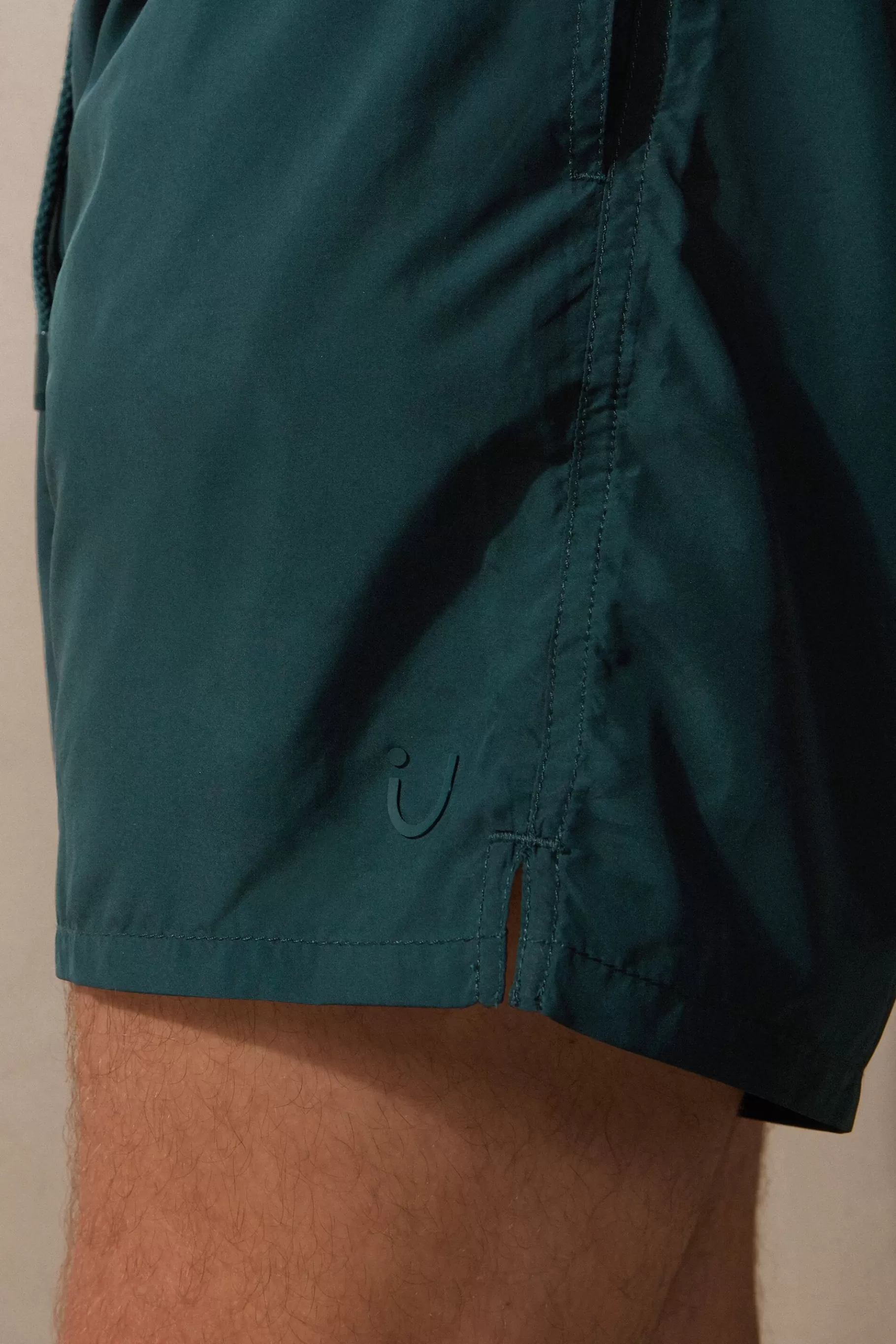 Intimissimi Badshorts^Enfärgade badshorts