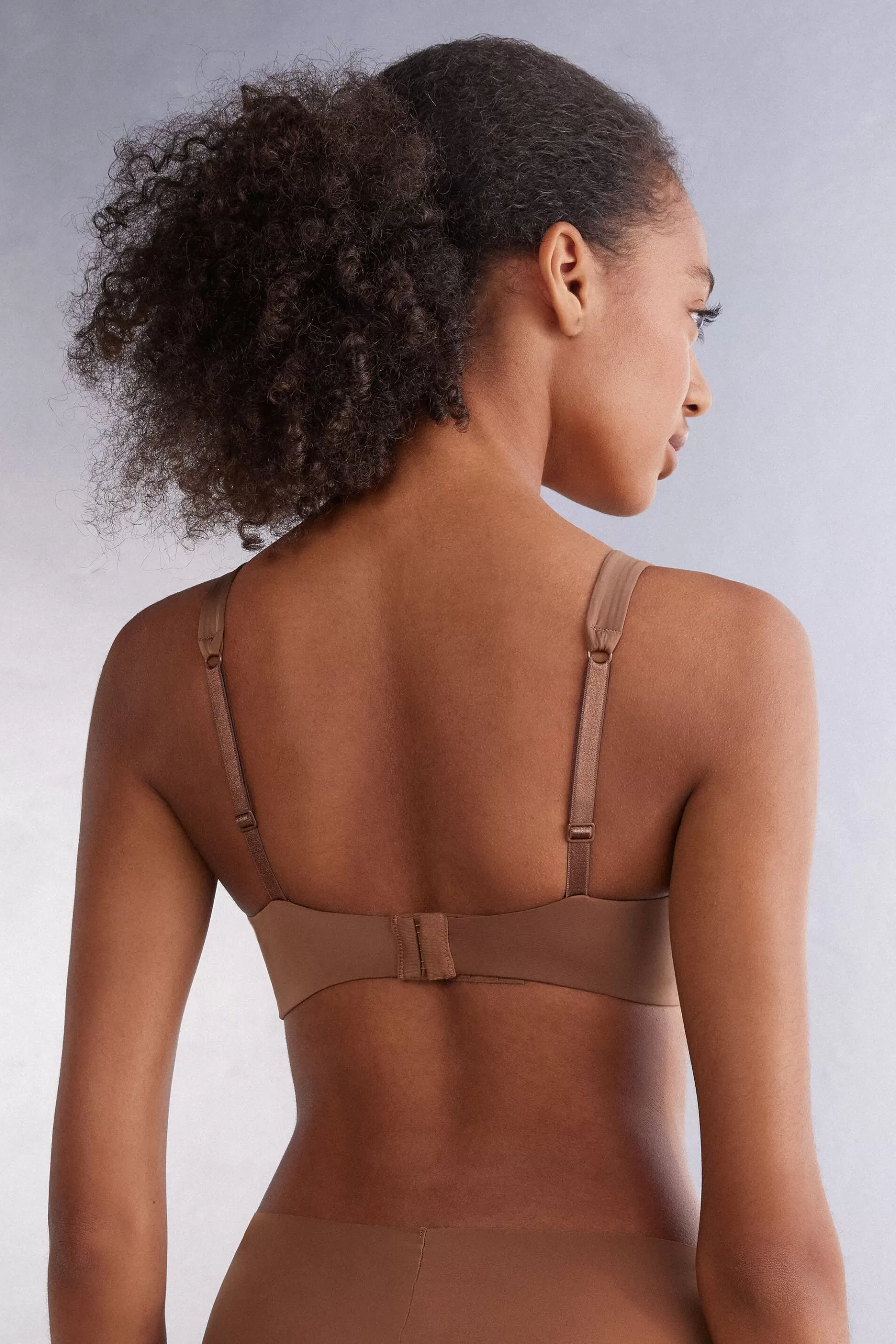 Intimissimi Utan Vaddering | Med Bygel^Greta balconettebehå i mikrofiber Ultralight