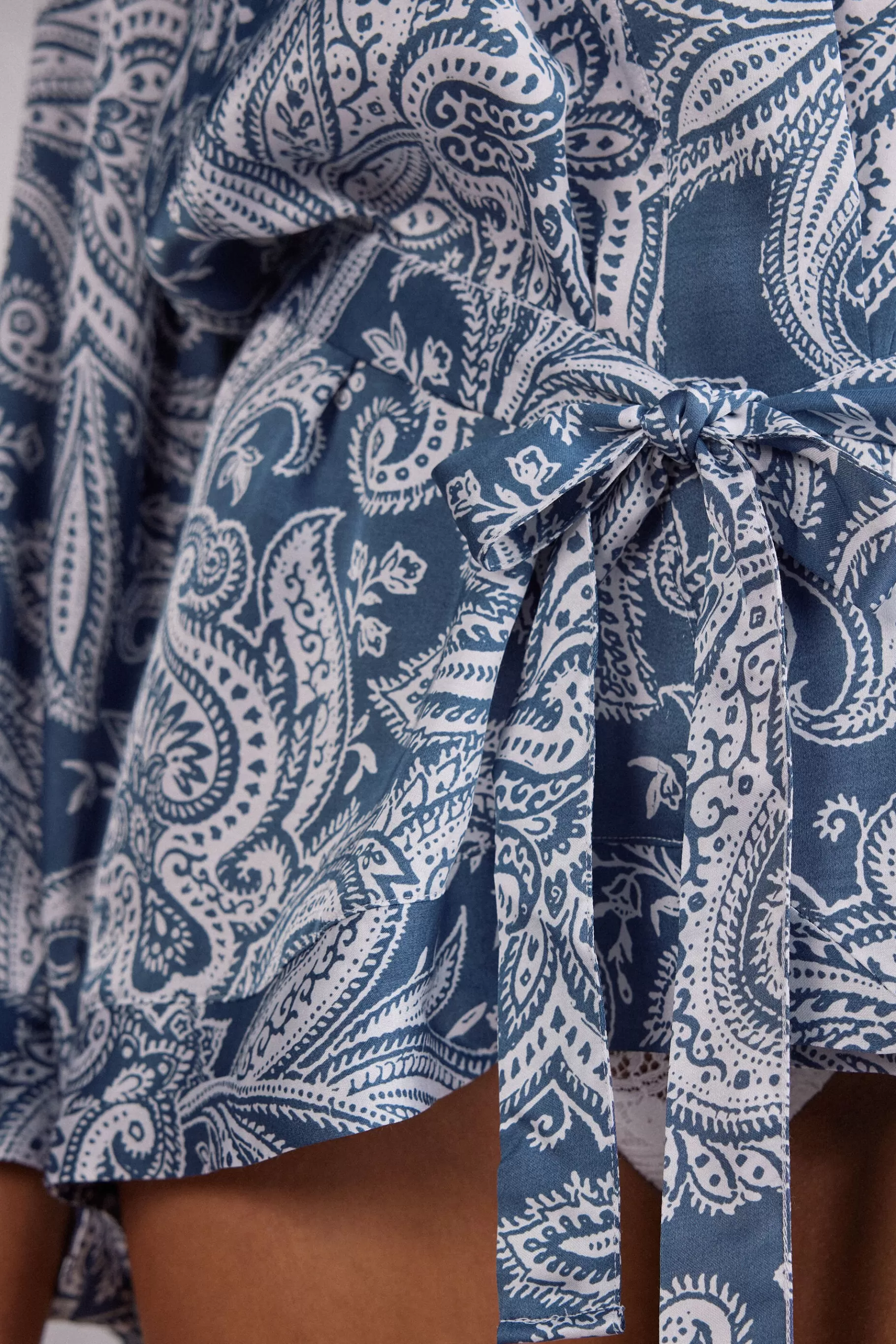 Intimissimi Morgonrockar / Kimonos^Kimono i viskossatin Flower Paisley