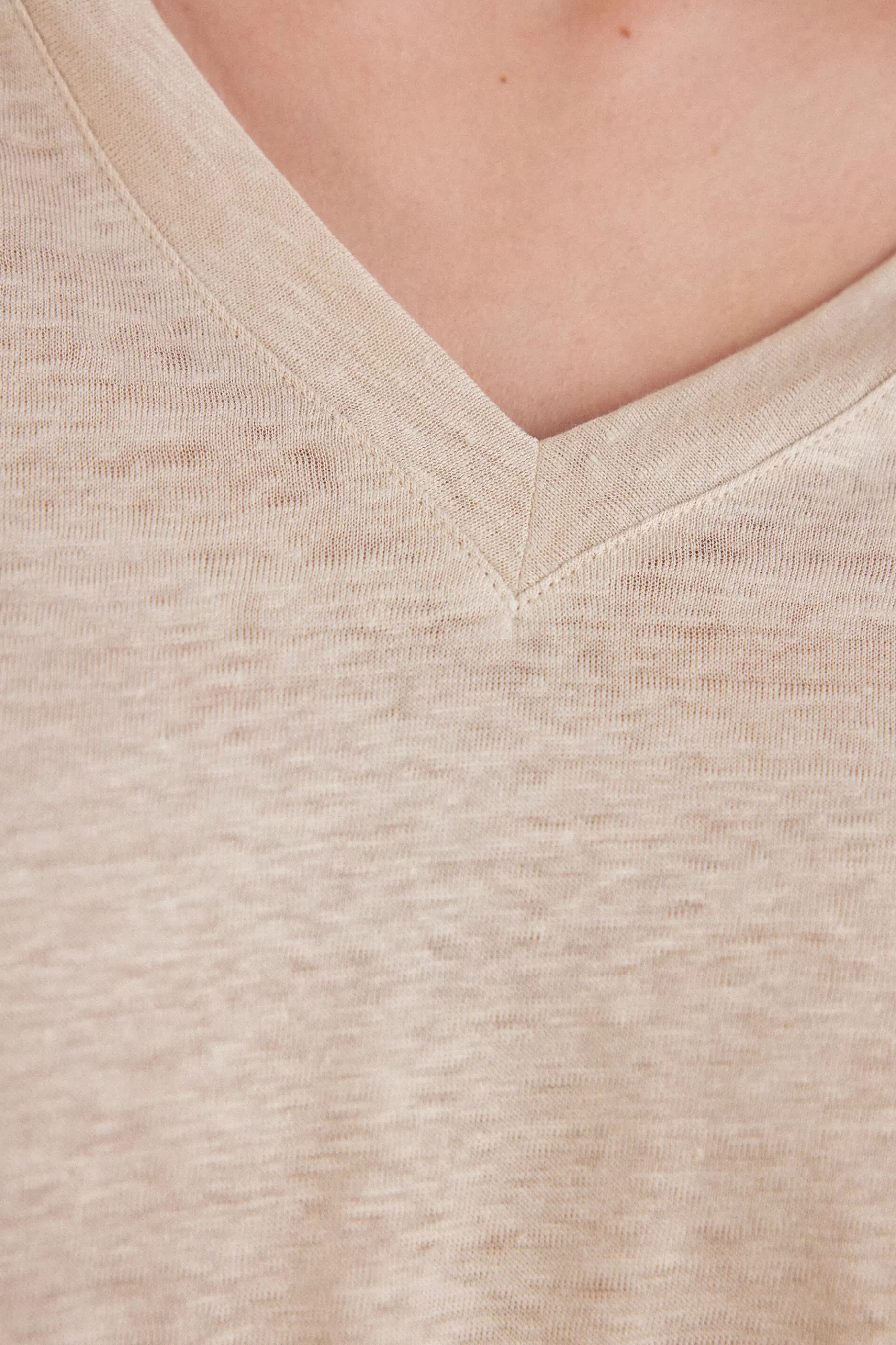 Intimissimi T-shirt^Kortärmad linnetröja med V-ringning