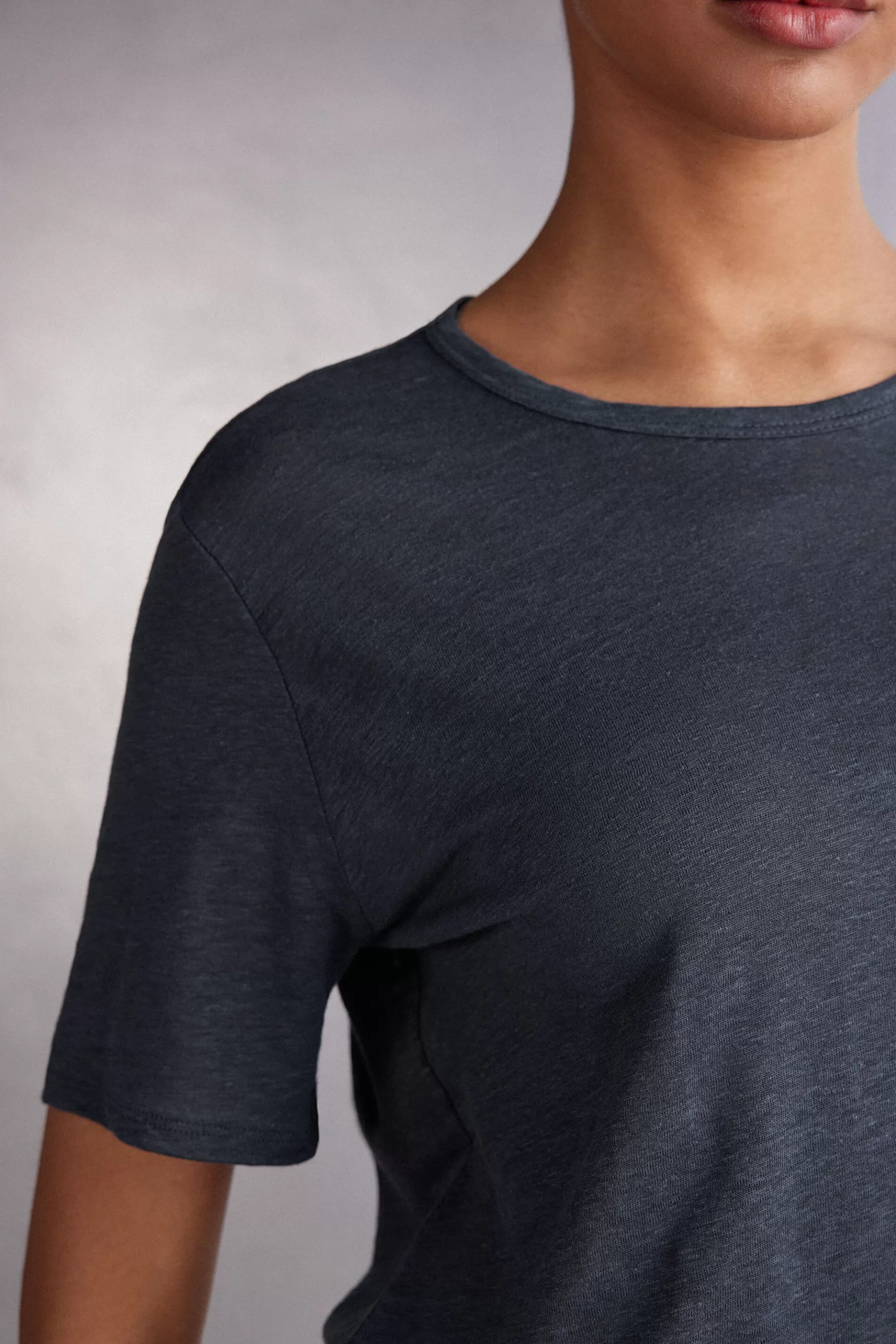 Intimissimi T-shirt^Kortärmad tröja i linne