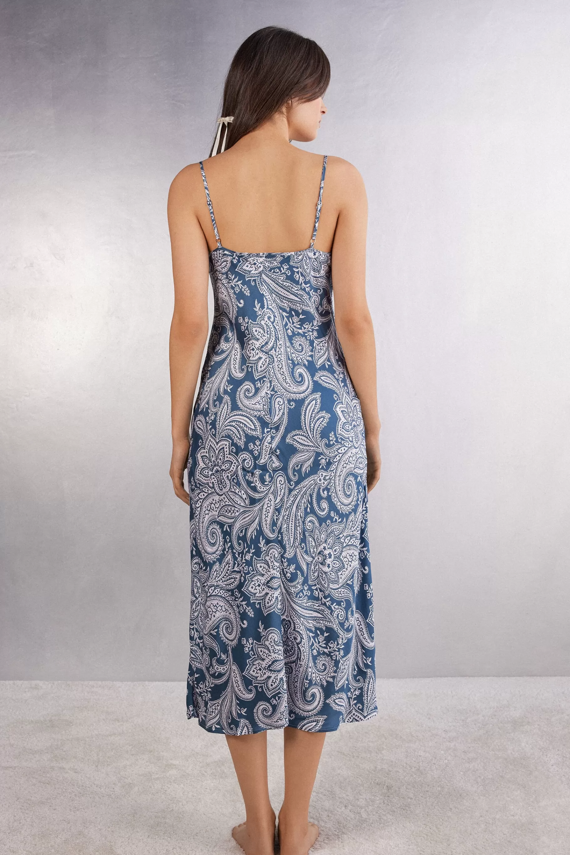 Intimissimi Nattlinnen / Babydoll^Lång underklänning i viskossatin Flower Paisley