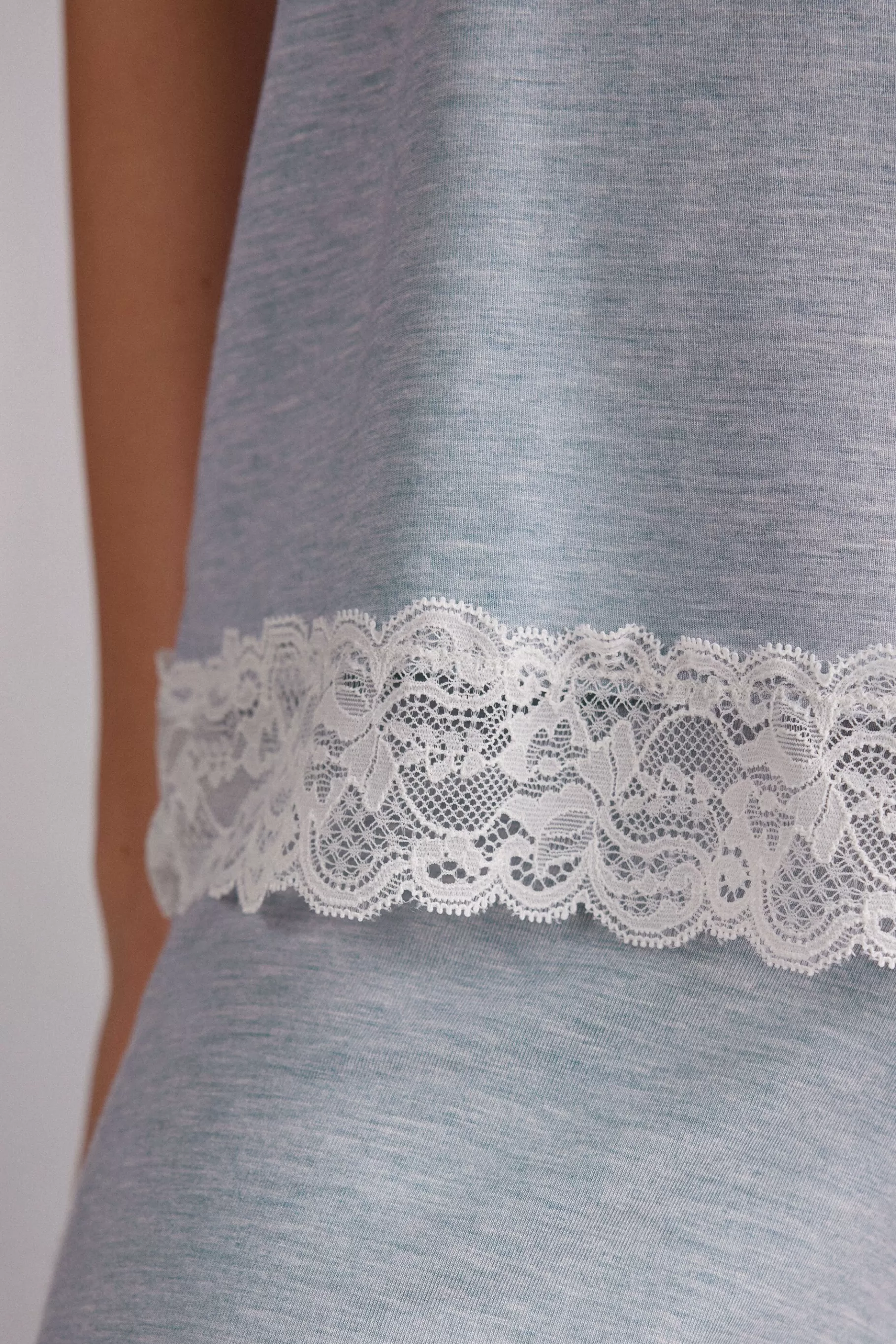 Intimissimi Pyjamas Mix & Match | Pyjamas Med Shorts^Linne i modal med spetsdetaljer