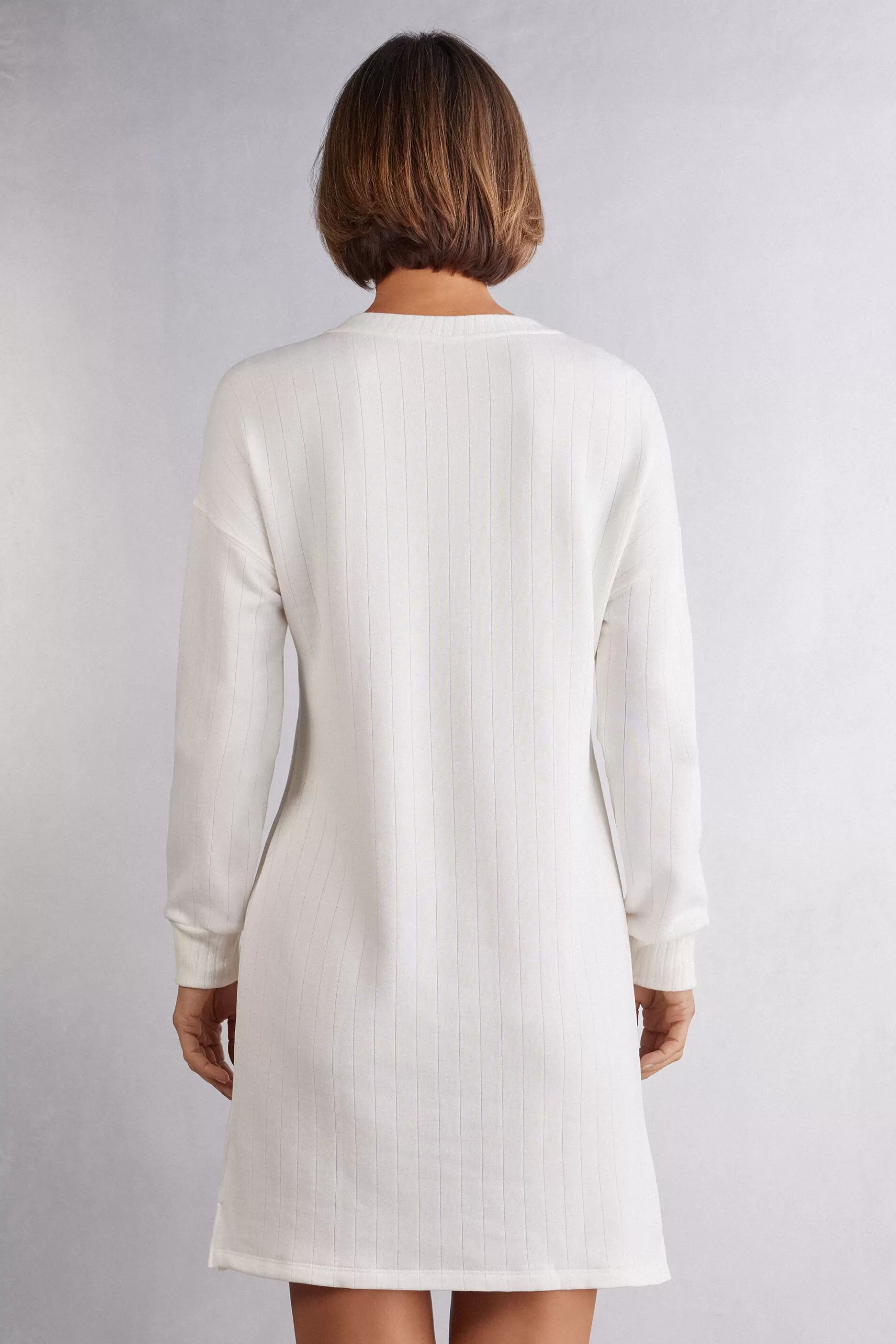Intimissimi Nattlinne^Nattskjorta med V-ringning Royal Elegance