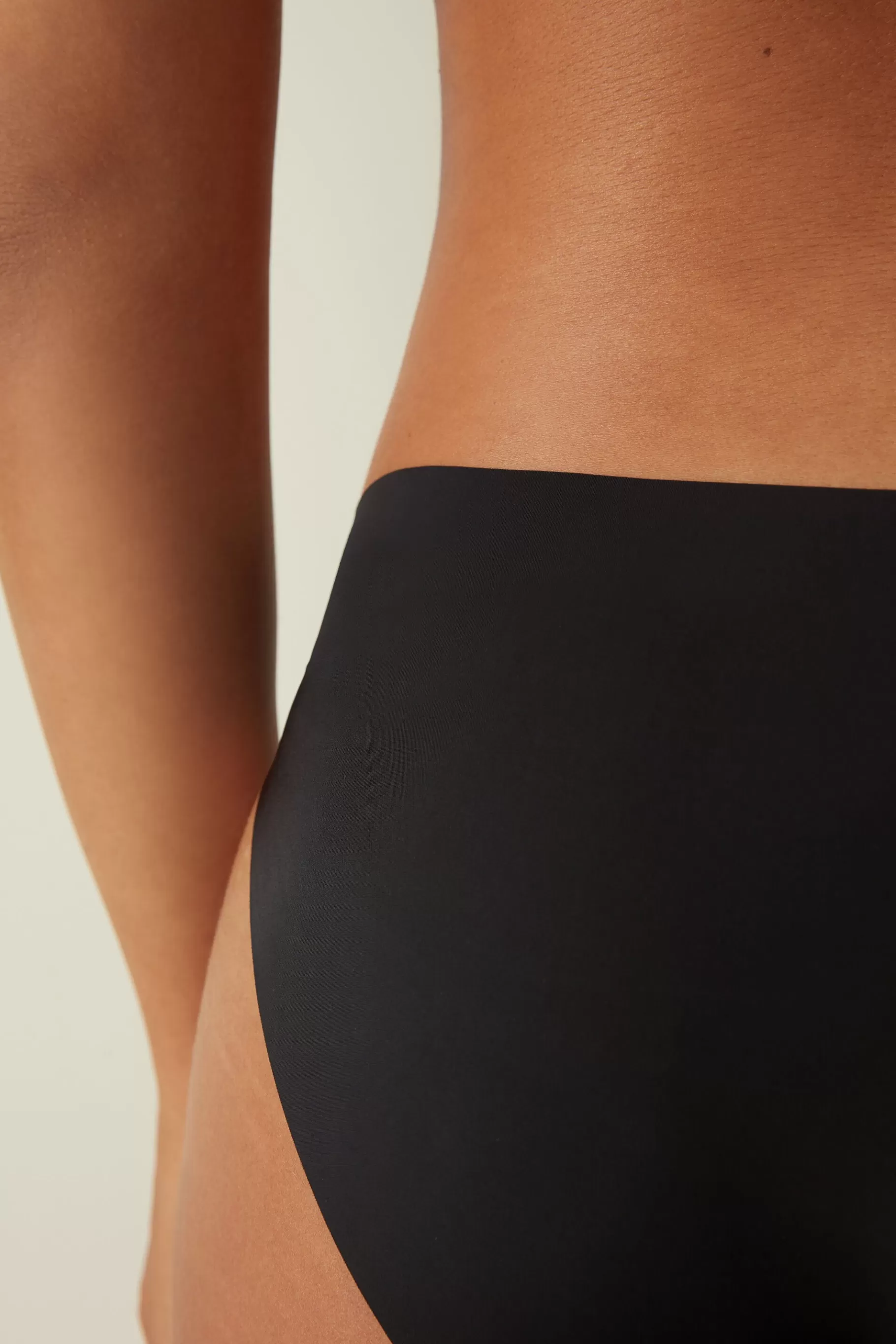 Intimissimi Trosor^Seamless Microfibre Snug-Fit trosor