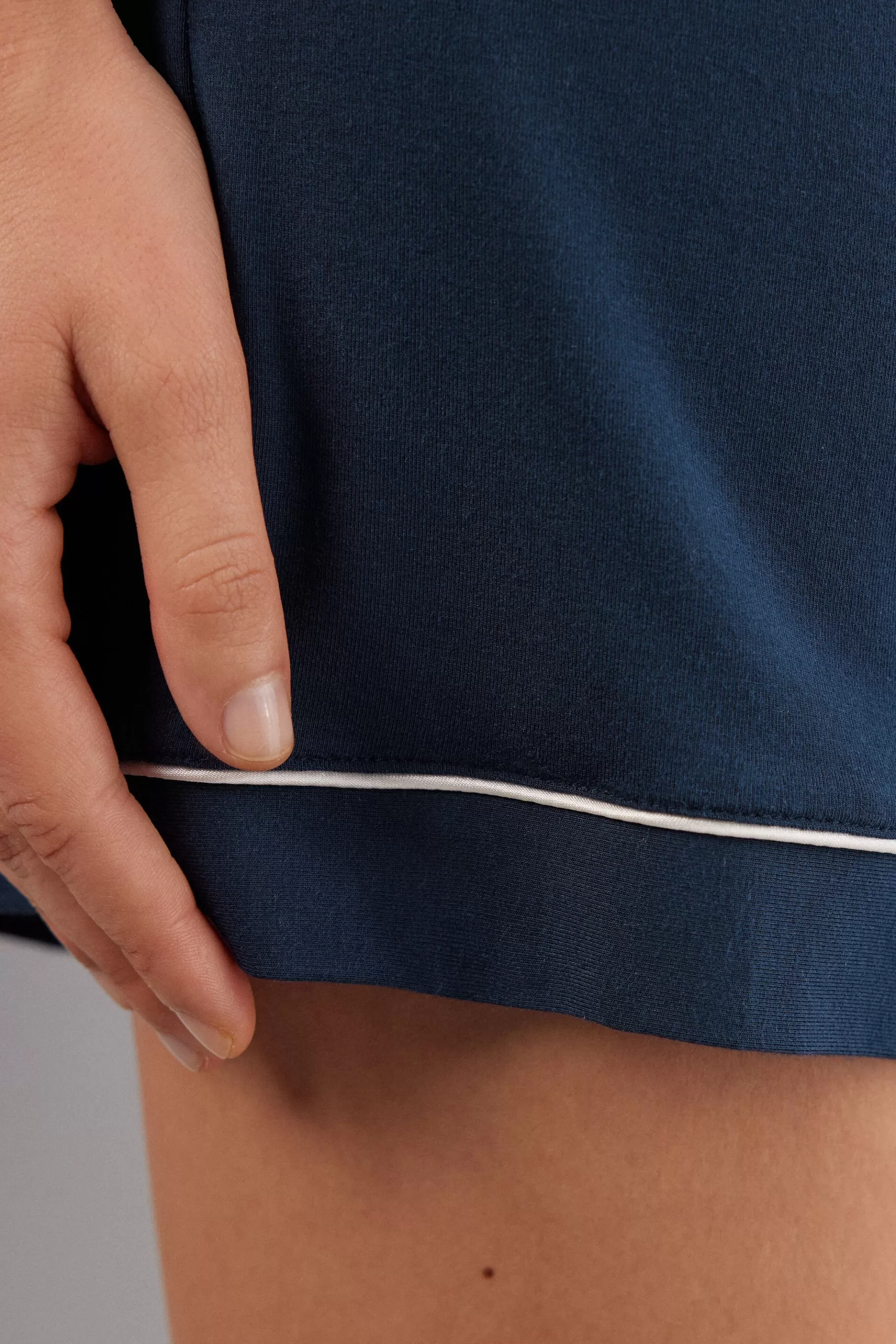 Intimissimi Pyjamas Mix & Match | Pyjamas Med Shorts^Shorts i modal med kontrasterande passpoal