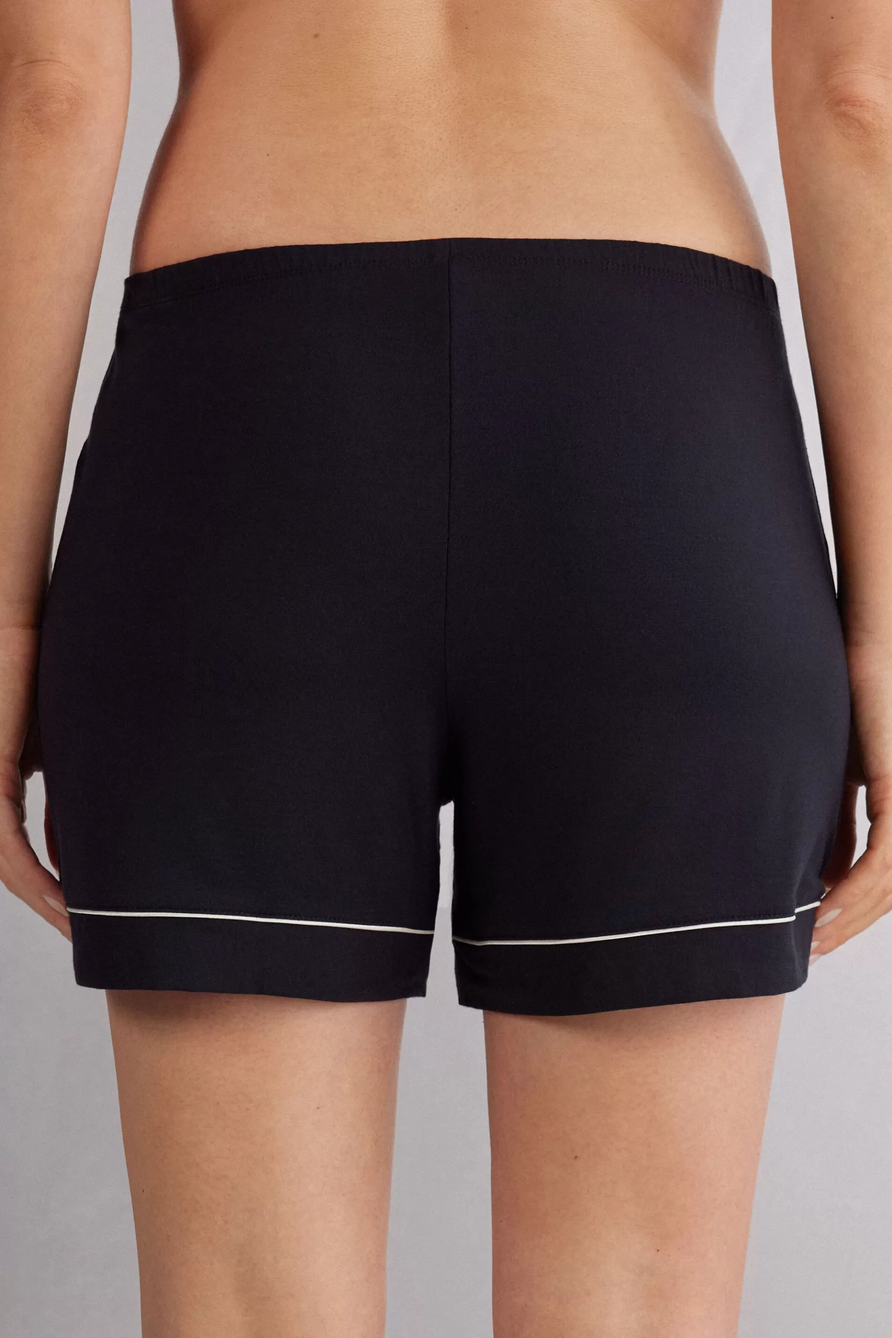 Intimissimi Pyjamas Mix & Match | Pyjamas Med Shorts^Shorts i modal med kontrasterande passpoal
