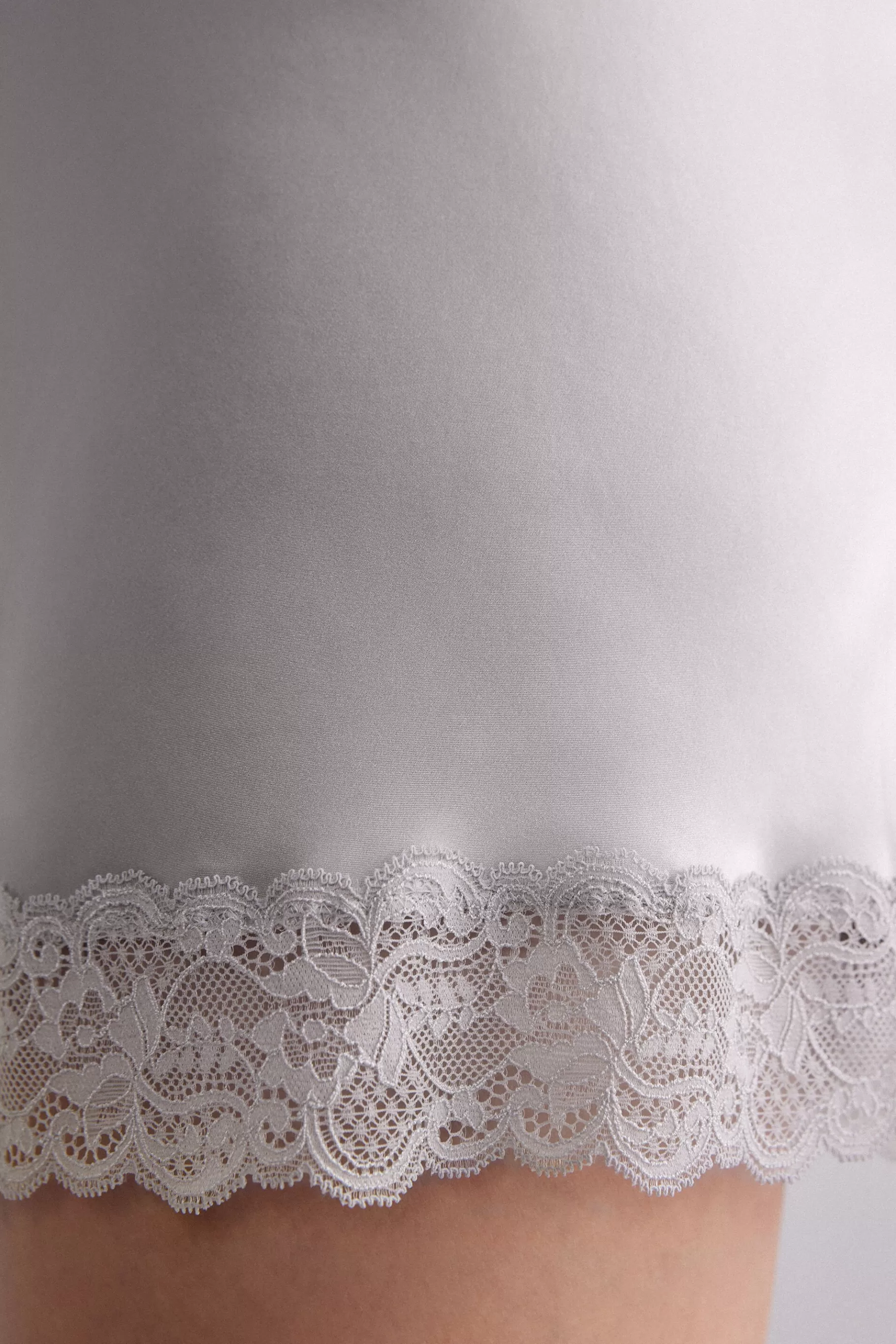 Intimissimi Nattlinnen / Babydoll^Silk Slip med spetsdetalj