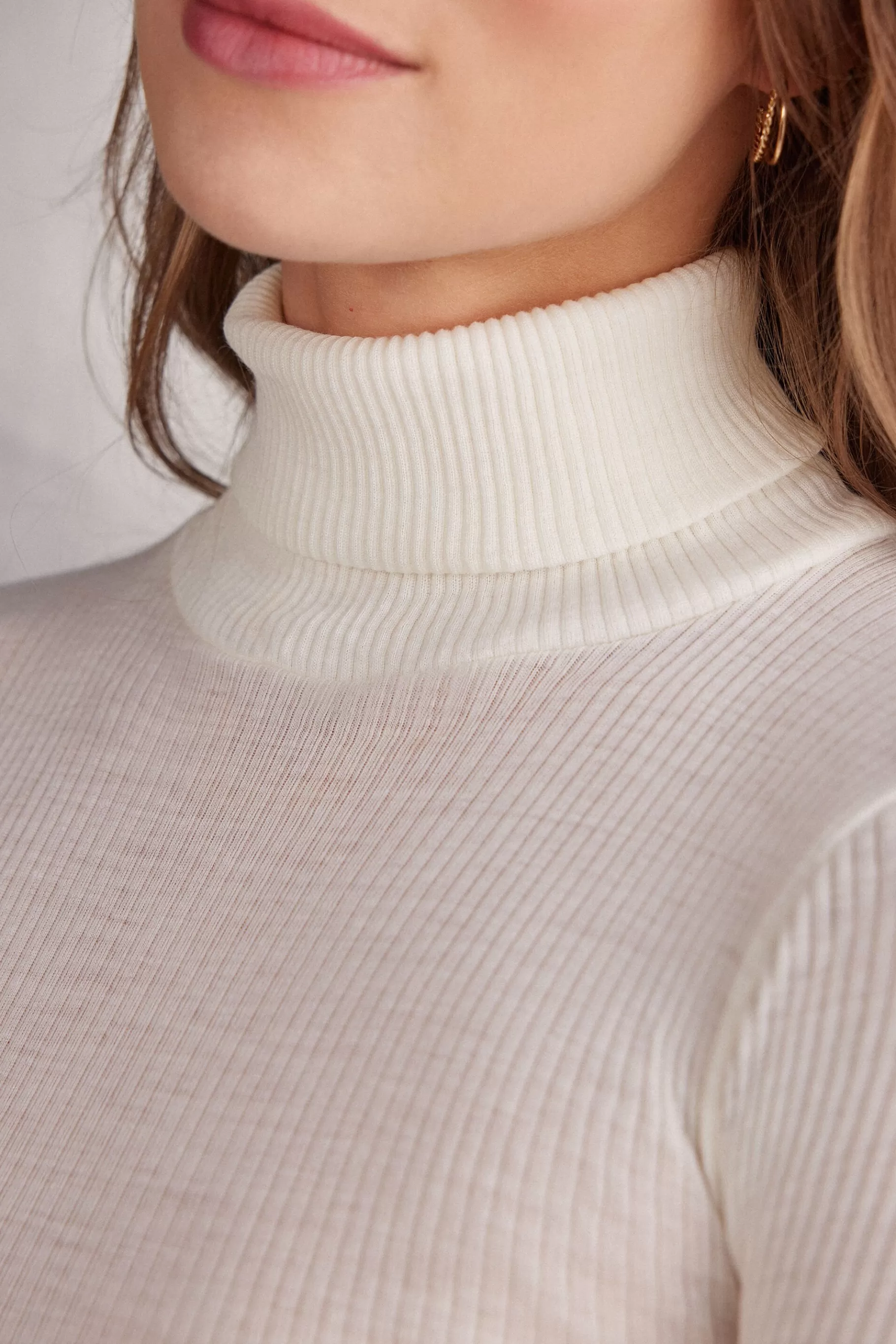 Intimissimi Långärmat^Tubular topp med lång ärm och hög hals i ull och siden