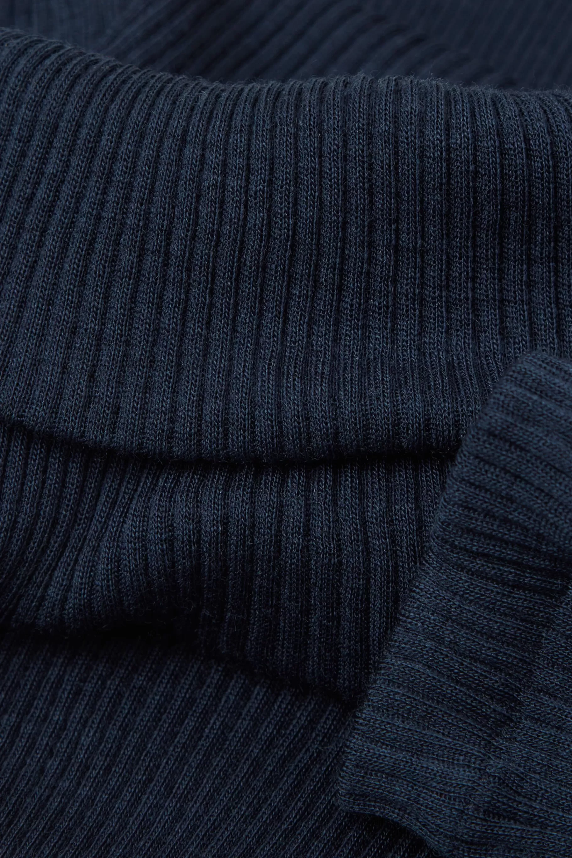 Intimissimi Långärmat^Tubular topp med lång ärm och hög hals i ull och siden