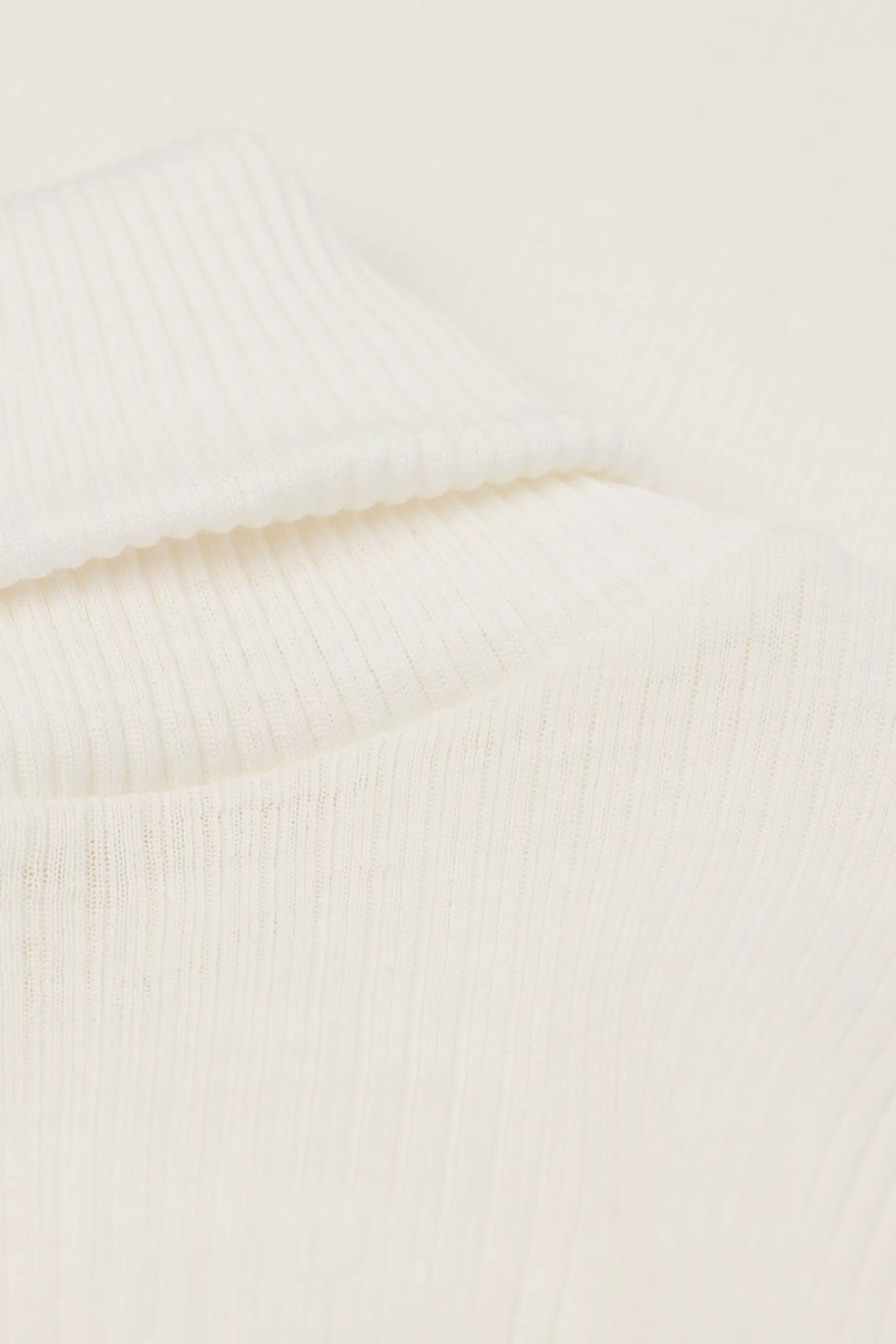 Intimissimi Långärmat^Tubular topp med lång ärm och hög hals i ull och siden