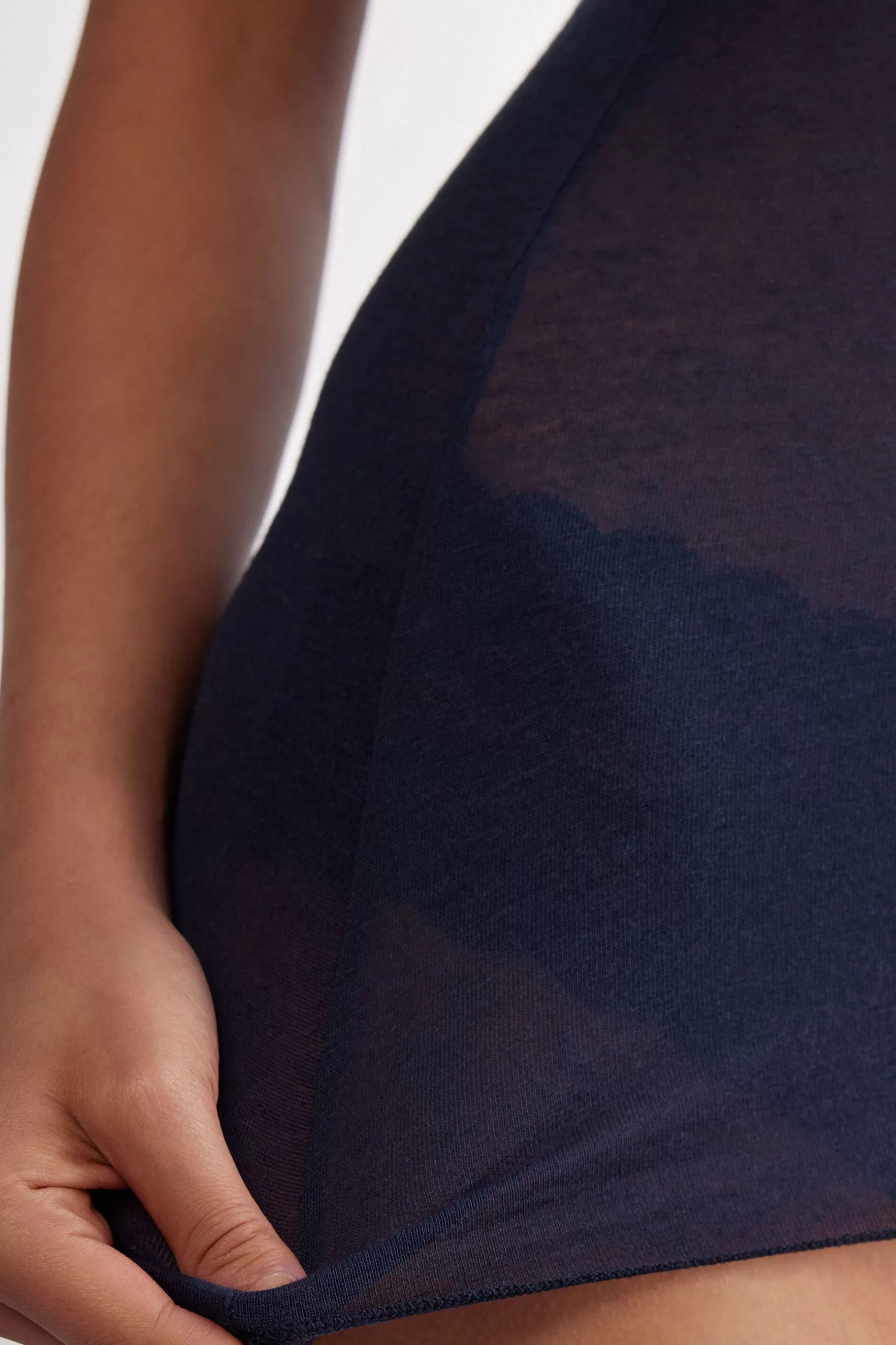 Intimissimi Toppar / Linnen^Ultralight body i modalkashmir med breda axlar