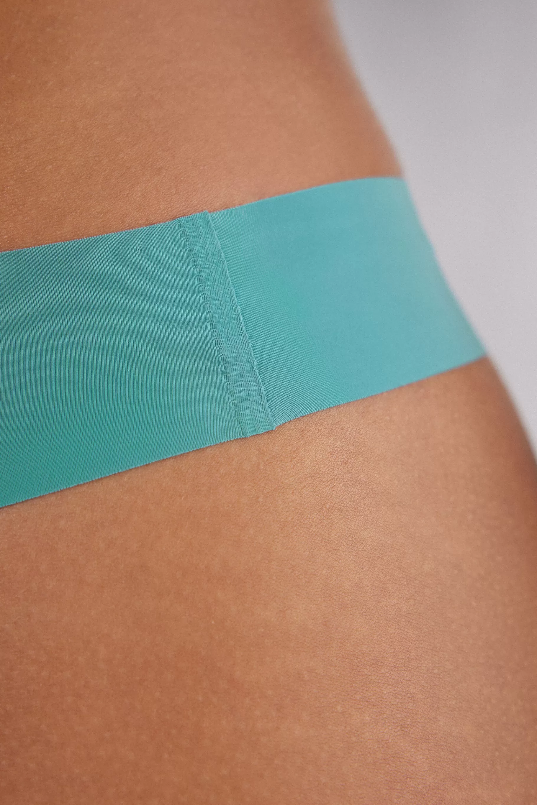 Intimissimi Brazilian^Ultralight Microfibre Brazilian